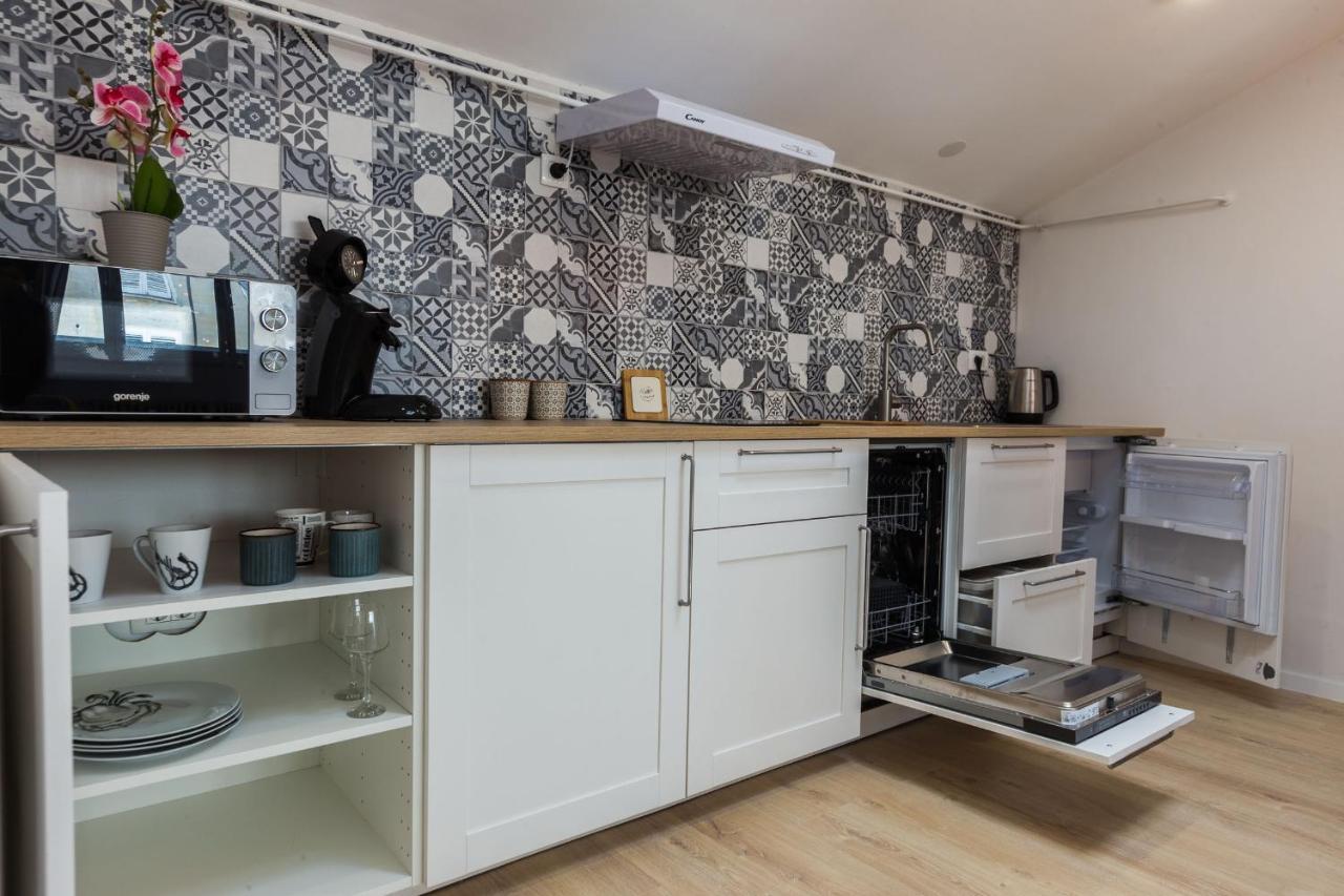 Kuki Apartment With Balcony Zadar Exterior photo